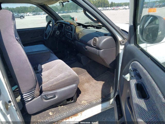 46042048 :رقم المزاد ، 3B7HF13Y01G238839 vin ، 2001 Dodge Ram 1500 St مزاد بيع