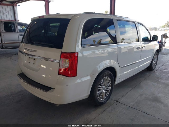 46042057 :رقم المزاد ، 2C4RC1CG7GR188559 vin ، 2016 Chrysler Town & Country Touring-l Anniversary Edition مزاد بيع