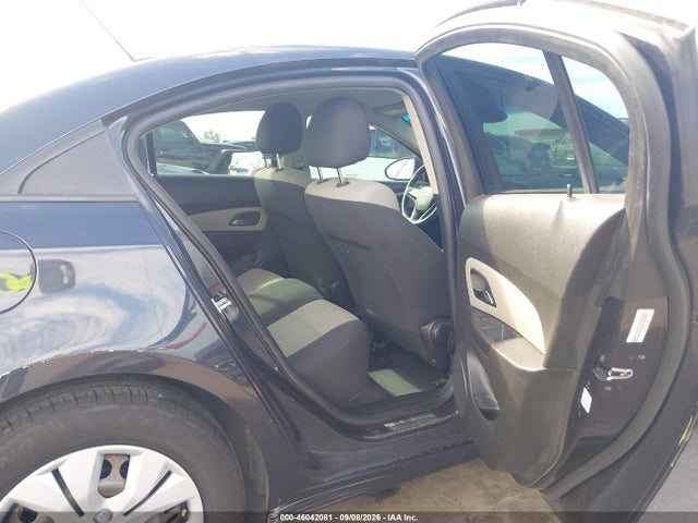 1G1PA5SH3F7271929 Chevrolet Cruze Ls Auto