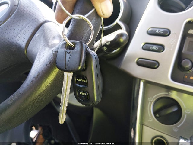 2007 Pontiac Vibe მანქანა იყიდება აუქციონზე, vin: 5Y2SL65887Z404140, აუქციონის ნომერი: 46042109