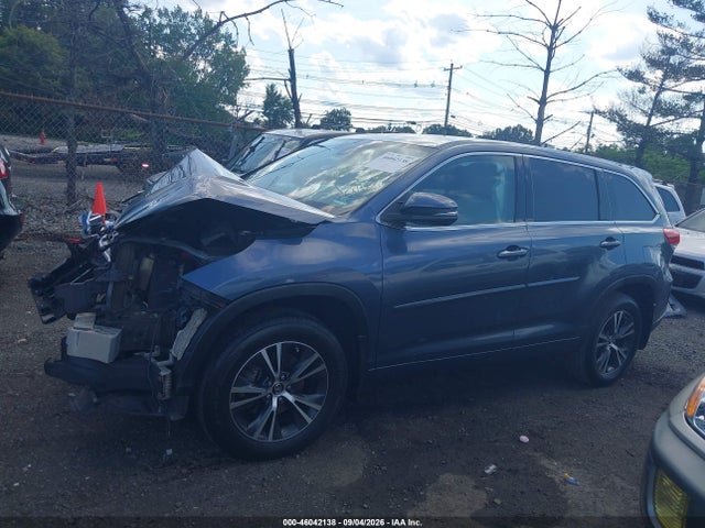 Aukcja sprzedaży 2017 Toyota Highlander Le, vin: 5TDBZRFH7HS459728, numer aukcji: 46042138