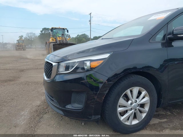 Auction sale of the 2017 Kia Sedona Lx, vin: KNDMB5C19H6228472, lot number: 46042195