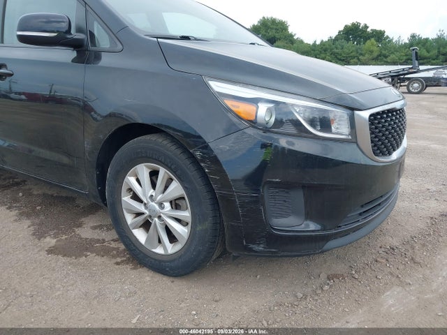 Auction sale of the 2017 Kia Sedona Lx, vin: KNDMB5C19H6228472, lot number: 46042195