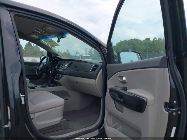 Auction sale of the 2017 Kia Sedona Lx, vin: KNDMB5C19H6228472, lot number: 46042195
