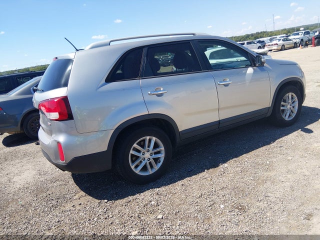 2015 Kia Sorento Lx მანქანა იყიდება აუქციონზე, vin: 5XYKT4A66FG567729, აუქციონის ნომერი: 46042232