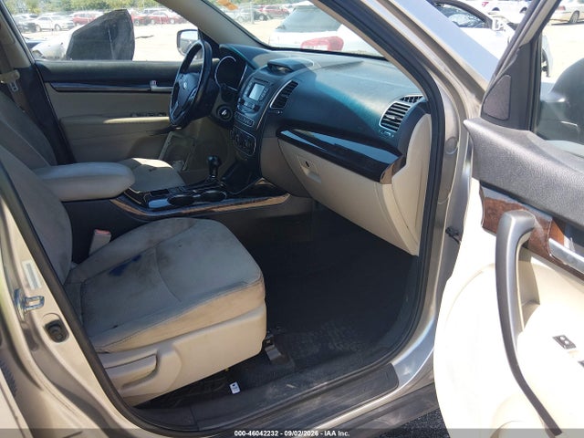 2015 Kia Sorento Lx მანქანა იყიდება აუქციონზე, vin: 5XYKT4A66FG567729, აუქციონის ნომერი: 46042232