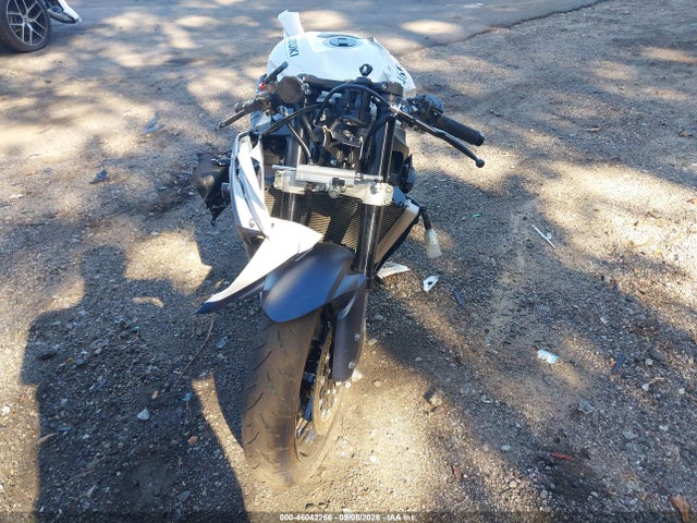 Продажа на аукционе авто 2023 Suzuki Gsx-r600, vin: JS1GN7FAXP7101180, номер лота: 46042266