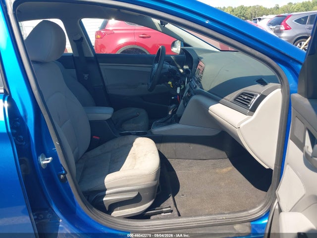 46042275 :رقم المزاد ، 5NPD74LF8HH209408 vin ، 2017 Hyundai Elantra Se مزاد بيع