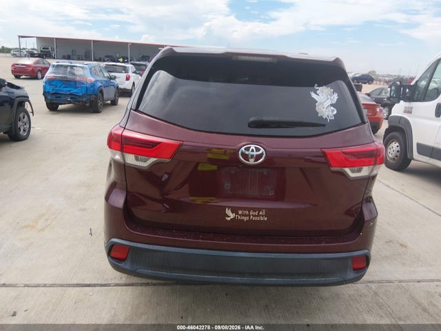 2018 Toyota Highlander Le მანქანა იყიდება აუქციონზე, vin: 5TDZZRFH2JS245606, აუქციონის ნომერი: 46042278