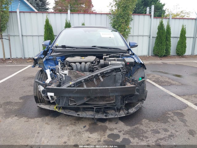 Hyundai Elantra Limited 2017 5NPD84LF9HH005598 Image 12