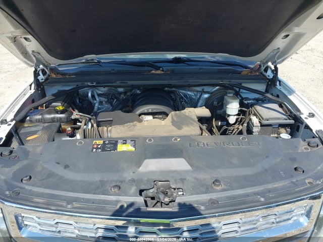 46042306 :رقم المزاد ، 1GNSCJKC4FR608614 vin ، 2015 Chevrolet Suburban 1500 Lt مزاد بيع