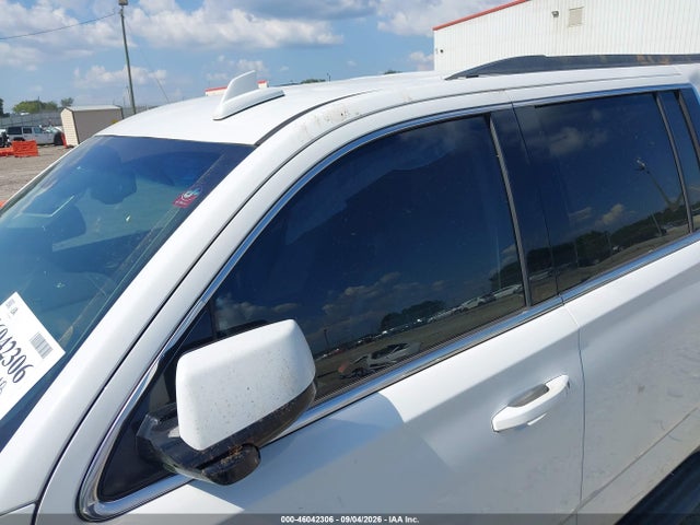 46042306 :رقم المزاد ، 1GNSCJKC4FR608614 vin ، 2015 Chevrolet Suburban 1500 Lt مزاد بيع