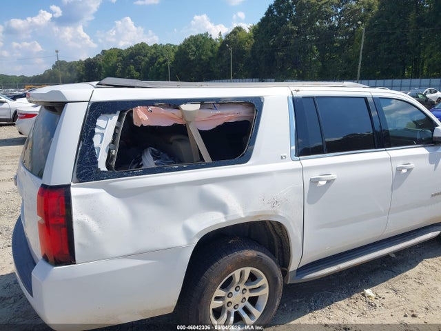 46042306 :رقم المزاد ، 1GNSCJKC4FR608614 vin ، 2015 Chevrolet Suburban 1500 Lt مزاد بيع