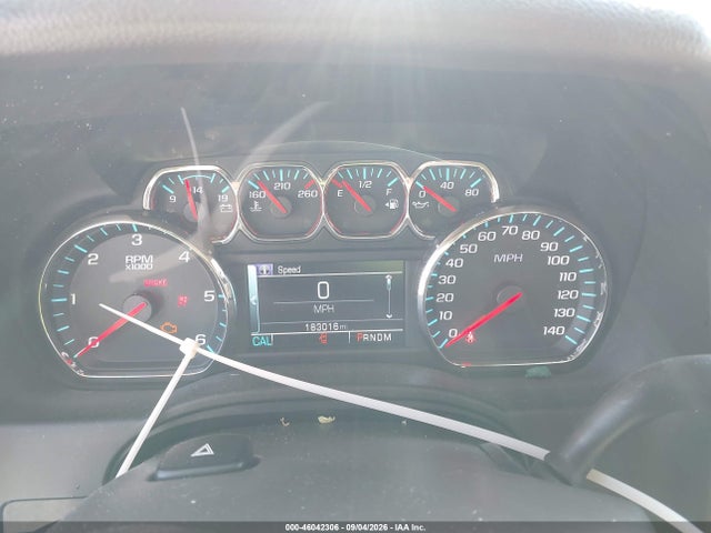 46042306 :رقم المزاد ، 1GNSCJKC4FR608614 vin ، 2015 Chevrolet Suburban 1500 Lt مزاد بيع