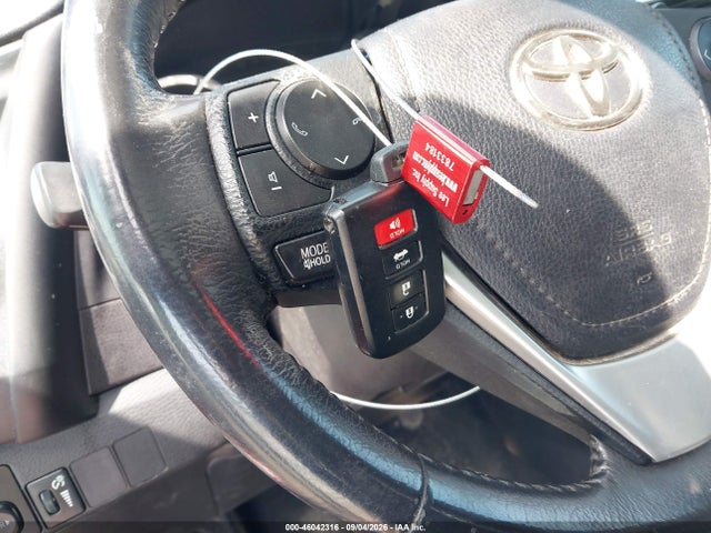 46042316 :رقم المزاد ، 2T1BURHE9JC028842 vin ، 2018 Toyota Corolla Xse مزاد بيع