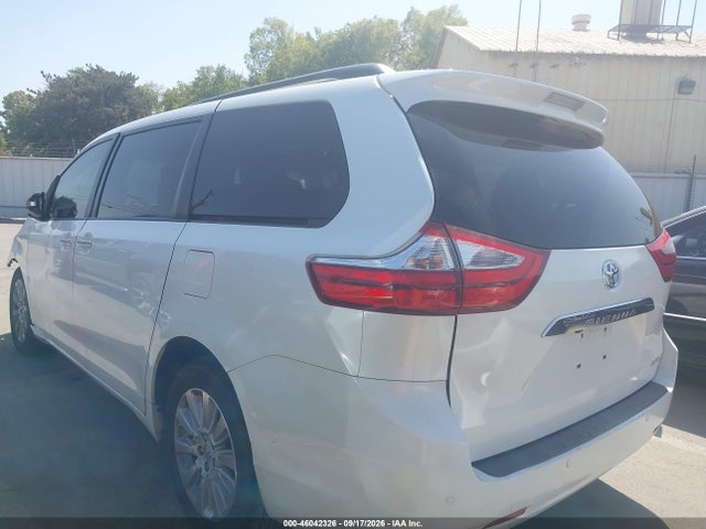 2015 Toyota Sienna Limited Premium 7 Passenger მანქანა იყიდება აუქციონზე, vin: 5TDYK3DC6FS682410, აუქციონის ნომერი: 46042326