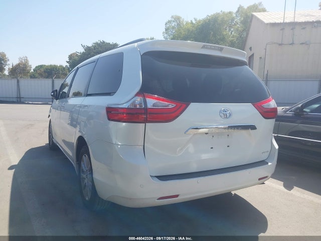 2015 Toyota Sienna Limited Premium 7 Passenger მანქანა იყიდება აუქციონზე, vin: 5TDYK3DC6FS682410, აუქციონის ნომერი: 46042326