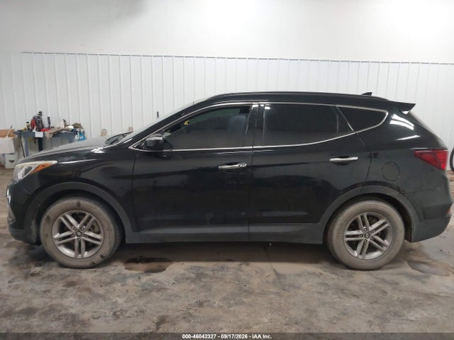 Продажа на аукционе авто 2017 Hyundai Santa Fe Sport 2.4l, vin: 5NMZUDLB5HH051442, номер лота: 46042327