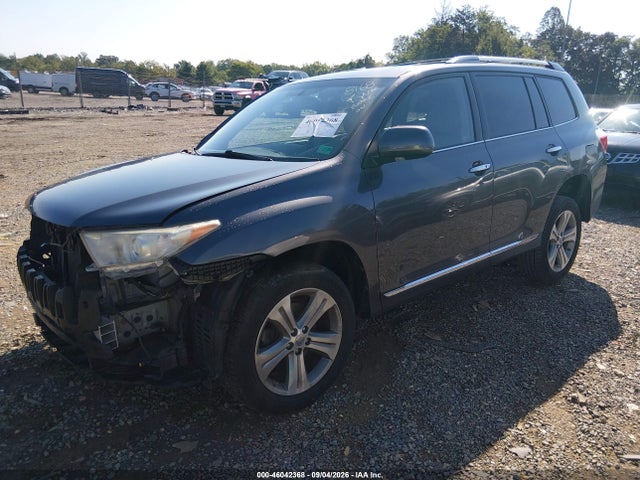 46042368 :رقم المزاد ، 5TDDK3EH1DS255755 vin ، 2013 Toyota Highlander Limited V6 مزاد بيع