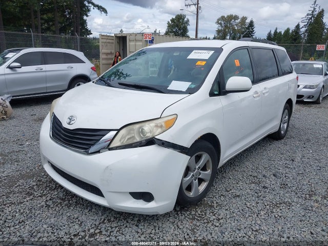 5TDKK3DC0ES474205 Toyota Sienna Le V6 8 Passenger