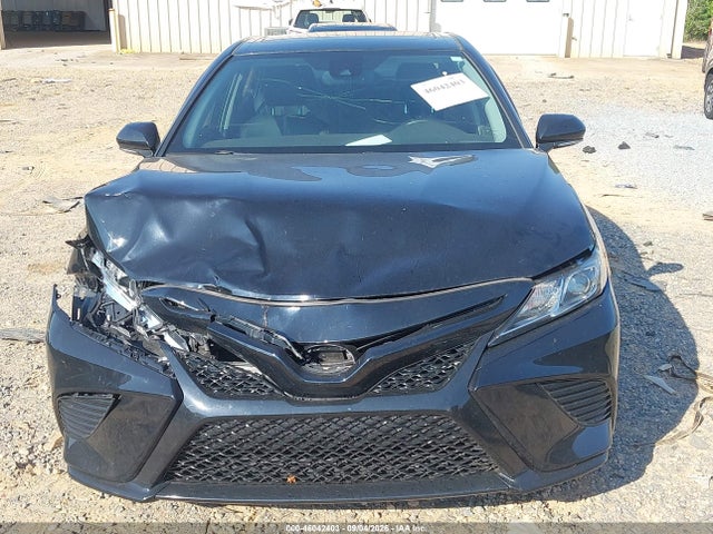 46042403 :رقم المزاد ، 4T1B11HK1KU724157 vin ، 2019 Toyota Camry Se مزاد بيع