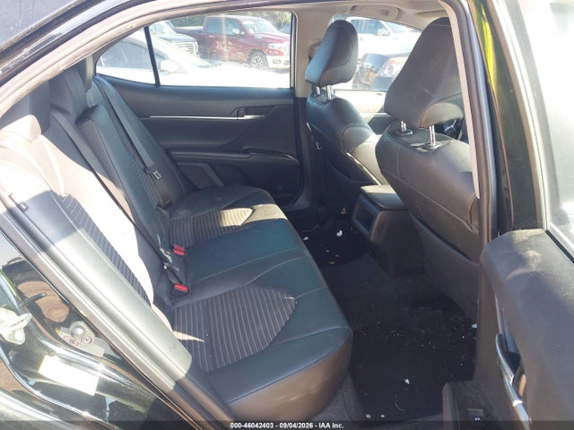 46042403 :رقم المزاد ، 4T1B11HK1KU724157 vin ، 2019 Toyota Camry Se مزاد بيع
