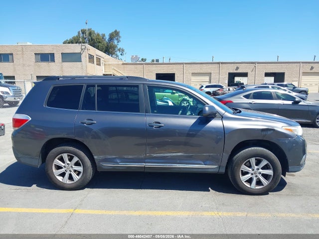 Продажа на аукционе авто 2012 Toyota Highlander Se V6, vin: 5TDZK3EH4CS068272, номер лота: 46042407
