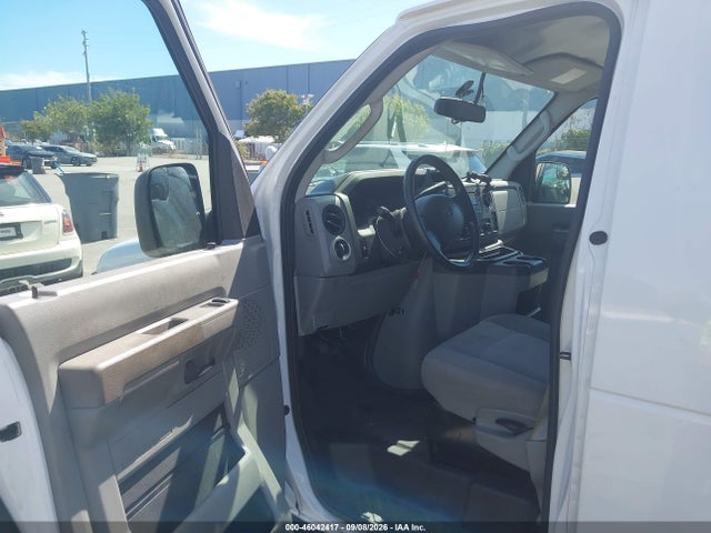 Ford E-350 Super Duty Commercial 2014 1FTSE3EL4EDA46820 Image 14
