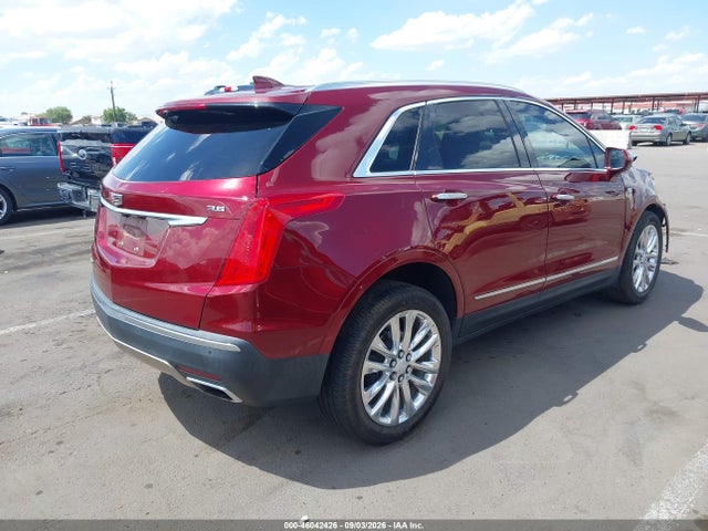 46042426 :رقم المزاد ، 1GYKNFRS4HZ131337 vin ، 2017 Cadillac Xt5 Platinum مزاد بيع