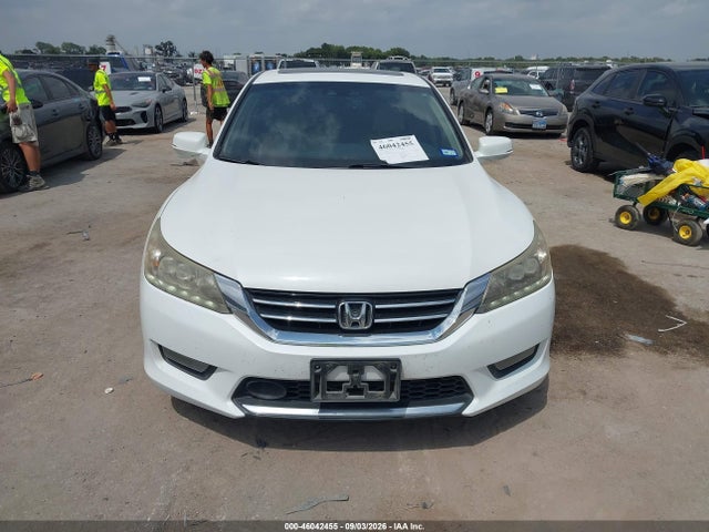 Продаж на аукціоні авто 2015 Honda Accord Touring, vin: 1HGCR3F9XFA026040, номер лоту: 46042455