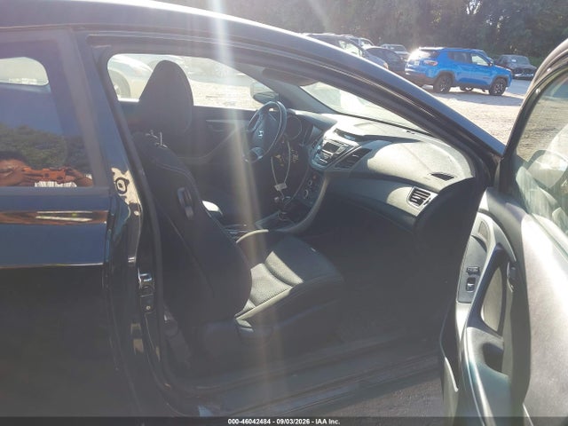 46042484 :رقم المزاد ، KMHDH6AH2EU024572 vin ، 2014 Hyundai Elantra مزاد بيع