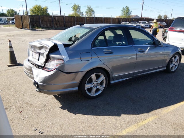 46042503 :رقم المزاد ، WDDGF8BB0BR180286 vin ، 2011 Mercedes-benz C 300 Luxury 4matic/sport 4matic مزاد بيع