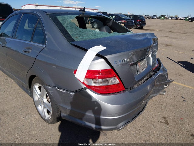 46042503 :رقم المزاد ، WDDGF8BB0BR180286 vin ، 2011 Mercedes-benz C 300 Luxury 4matic/sport 4matic مزاد بيع