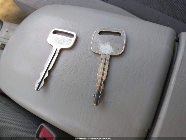 Продажа на аукционе авто 2001 Toyota Rav4, vin: JTEHH20V910050234, номер лота: 46042512