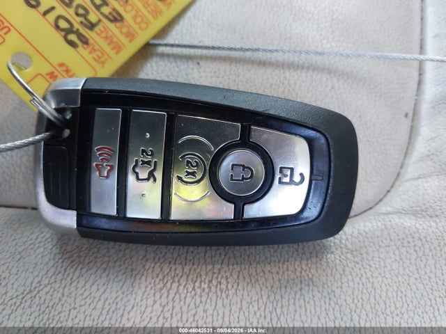 46042531 :رقم المزاد ، 2FMPK3K92KBC43411 vin ، 2019 Ford Edge Titanium مزاد بيع