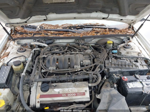 46042534 :رقم المزاد ، JN1CA31D61T824858 vin ، 2001 Nissan Maxima Gle مزاد بيع