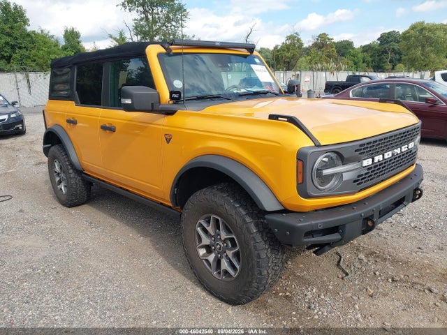 46042540 :رقم المزاد ، 1FMEE5DH8MLA89451 vin ، 2021 Ford Bronco Badlands مزاد بيع