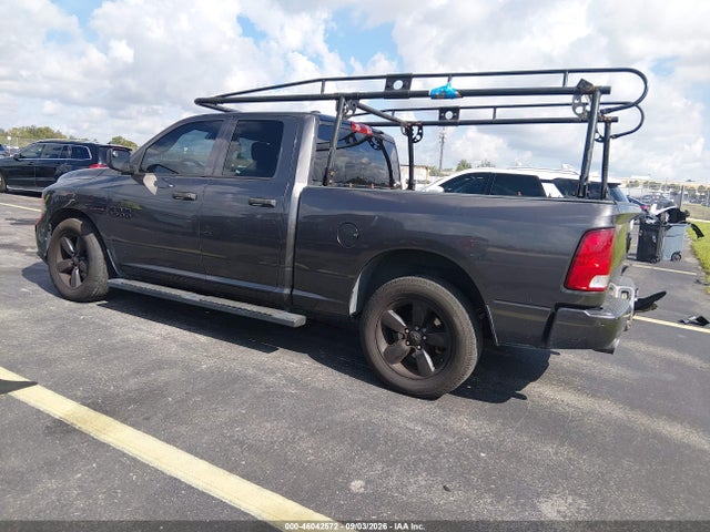 2017 Ram 1500 Express  4x2 6'4 Box მანქანა იყიდება აუქციონზე, vin: 1C6RR6FT5HS836086, აუქციონის ნომერი: 46042572