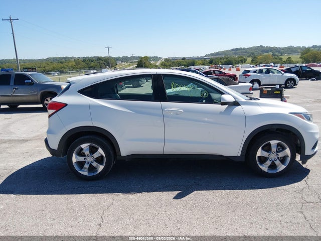 Продаж на аукціоні авто 2022 Honda Hr-v Awd Lx, vin: 3CZRU6H30NM718871, номер лоту: 46042588