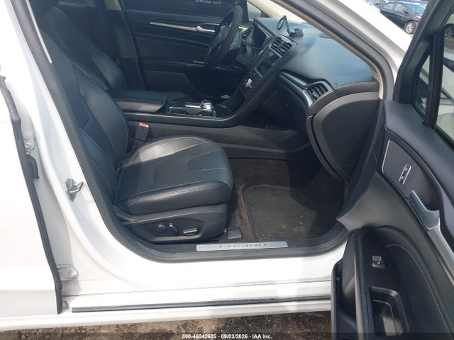 46042605 :رقم المزاد ، 3FA6P0RU8HR381819 vin ، 2017 Ford Fusion Hybrid Titanium مزاد بيع