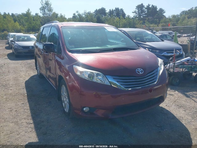 46042610 :رقم المزاد ، 5TDDK3DC2FS126660 vin ، 2015 Toyota Sienna Xle 7 Passenger مزاد بيع