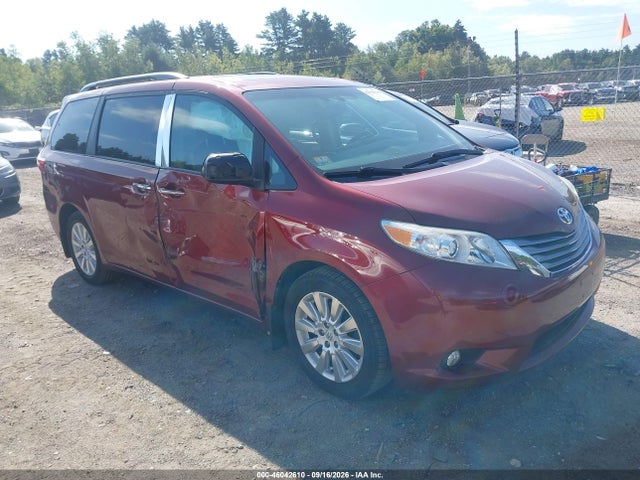 46042610 :رقم المزاد ، 5TDDK3DC2FS126660 vin ، 2015 Toyota Sienna Xle 7 Passenger مزاد بيع