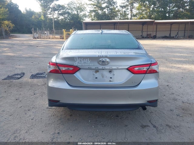 46042629 :رقم المزاد ، 4T1B11HK2KU703673 vin ، 2019 Toyota Camry Le مزاد بيع