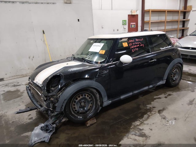 46042641 :رقم المزاد ، WMWSU3C51BTX97458 vin ، 2011 Mini Cooper مزاد بيع