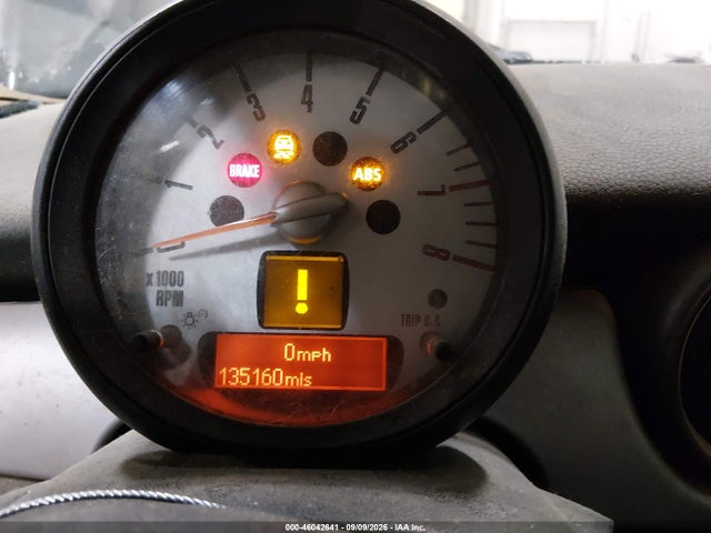 46042641 :رقم المزاد ، WMWSU3C51BTX97458 vin ، 2011 Mini Cooper مزاد بيع