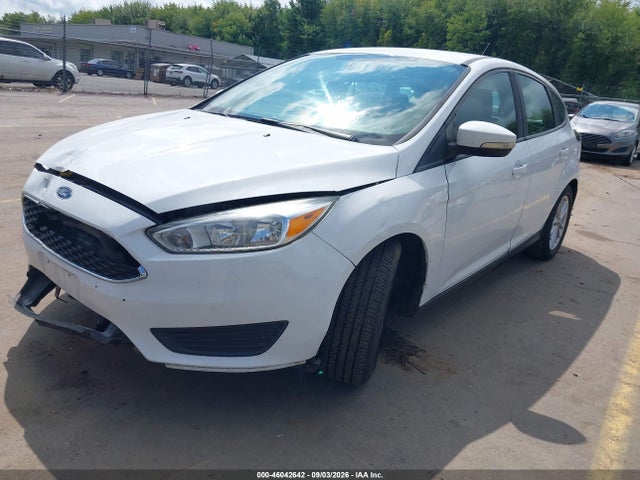 Продажа на аукционе авто 2015 Ford Focus Se, vin: 1FADP3K24FL315703, номер лота: 46042642