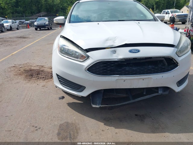 Продажа на аукционе авто 2015 Ford Focus Se, vin: 1FADP3K24FL315703, номер лота: 46042642