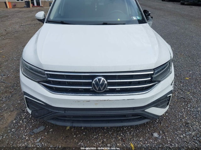Продаж на аукціоні авто 2024 Volkswagen Tiguan 2.0t Se/2.0t Wolfsburg Edition, vin: 3VV2B7AX3RM042827, номер лоту: 46042654