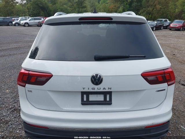Продаж на аукціоні авто 2024 Volkswagen Tiguan 2.0t Se/2.0t Wolfsburg Edition, vin: 3VV2B7AX3RM042827, номер лоту: 46042654