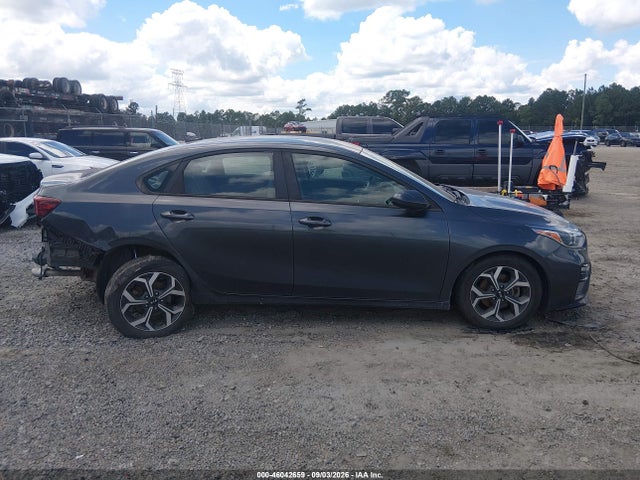 Продажа на аукционе авто 2019 Kia Forte Lxs, vin: 3KPF24AD1KE115701, номер лота: 46042659